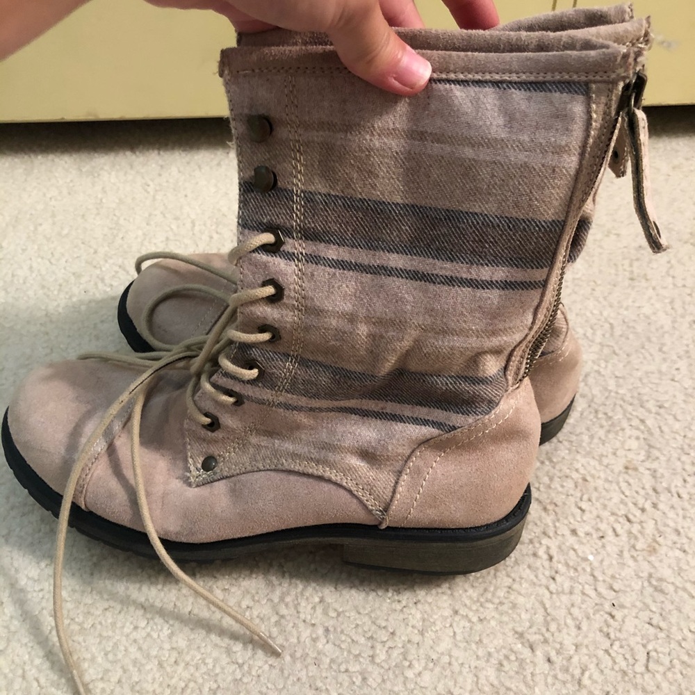 Roxy combat boots